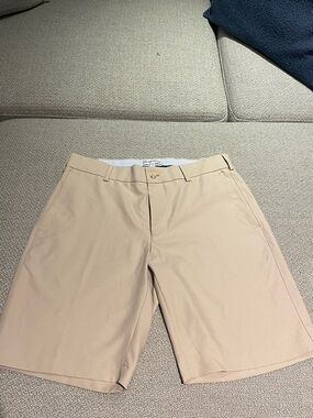 Peter Millar Men's Beige Flat Front Chino Shorts